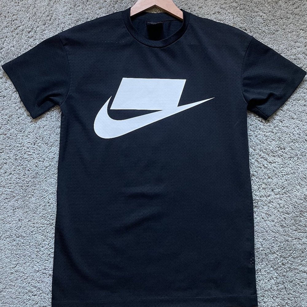 Men's Nike Mesh NSW T-Shirt